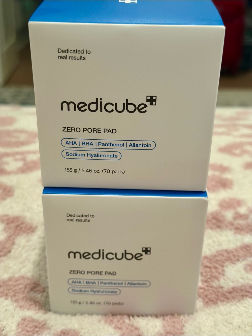 Medicube Zero Pore Pad – Gentle Exfoliating Pads (White with Blue Accents)